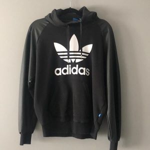 Adidas Sweater